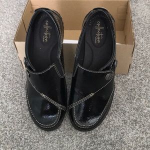 🖤Clarks Black Patent Leather Shoe🖤